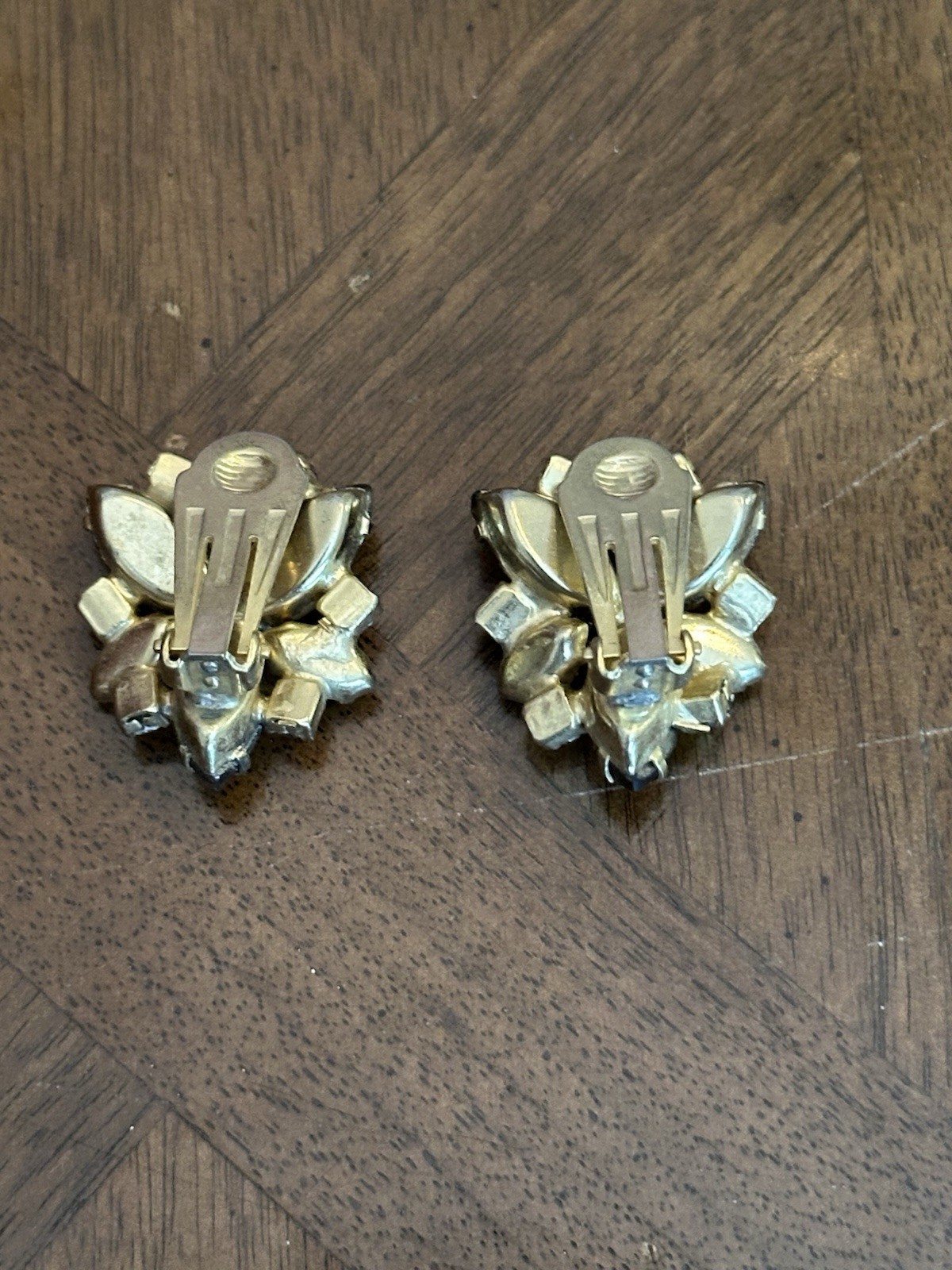 Vintage Juliana? Fall Brown Aurora Borealis Rhinestone Earrings Gold Tone Nice!