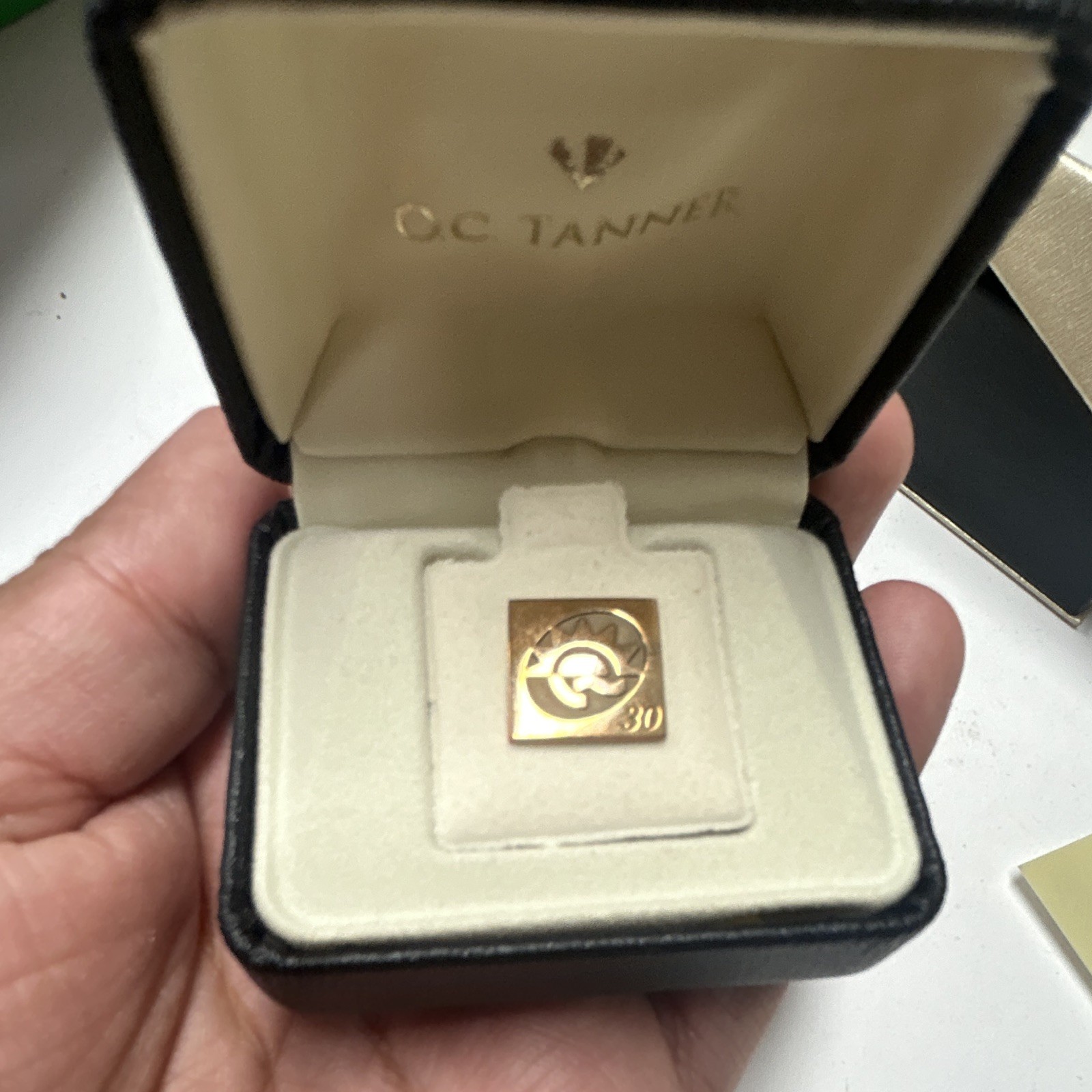 O.C. Tanner Square Gold Tone Pin Lapel/Brooch No Stone Unisex Adults