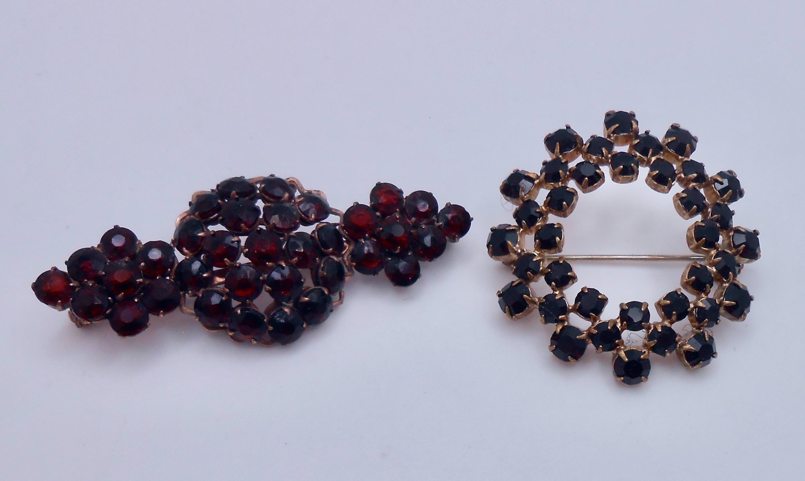 Vintage Deep Red Garnet Style ( Bohemian Garnet ?) Brooch Pin Lot of 2 J17
