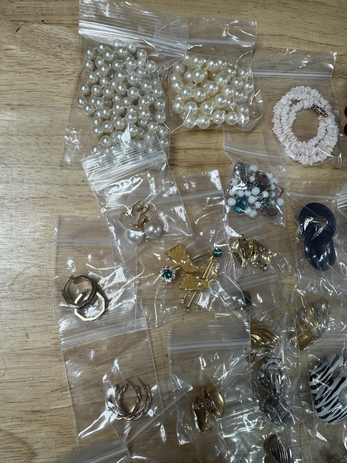 Vintage Estate Fresh Costume Jewelry Lot Of Necklaces And Earrings