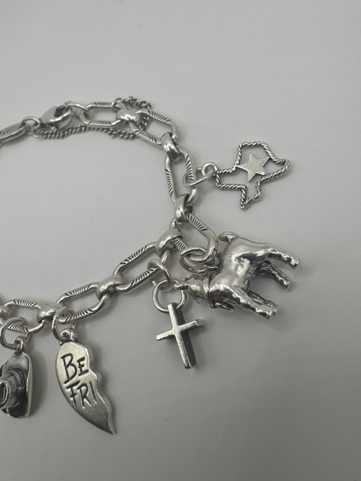 James Avery 7” Ornate Link Charm Bracelet with 8 Charms – 🤠 Western Flare!