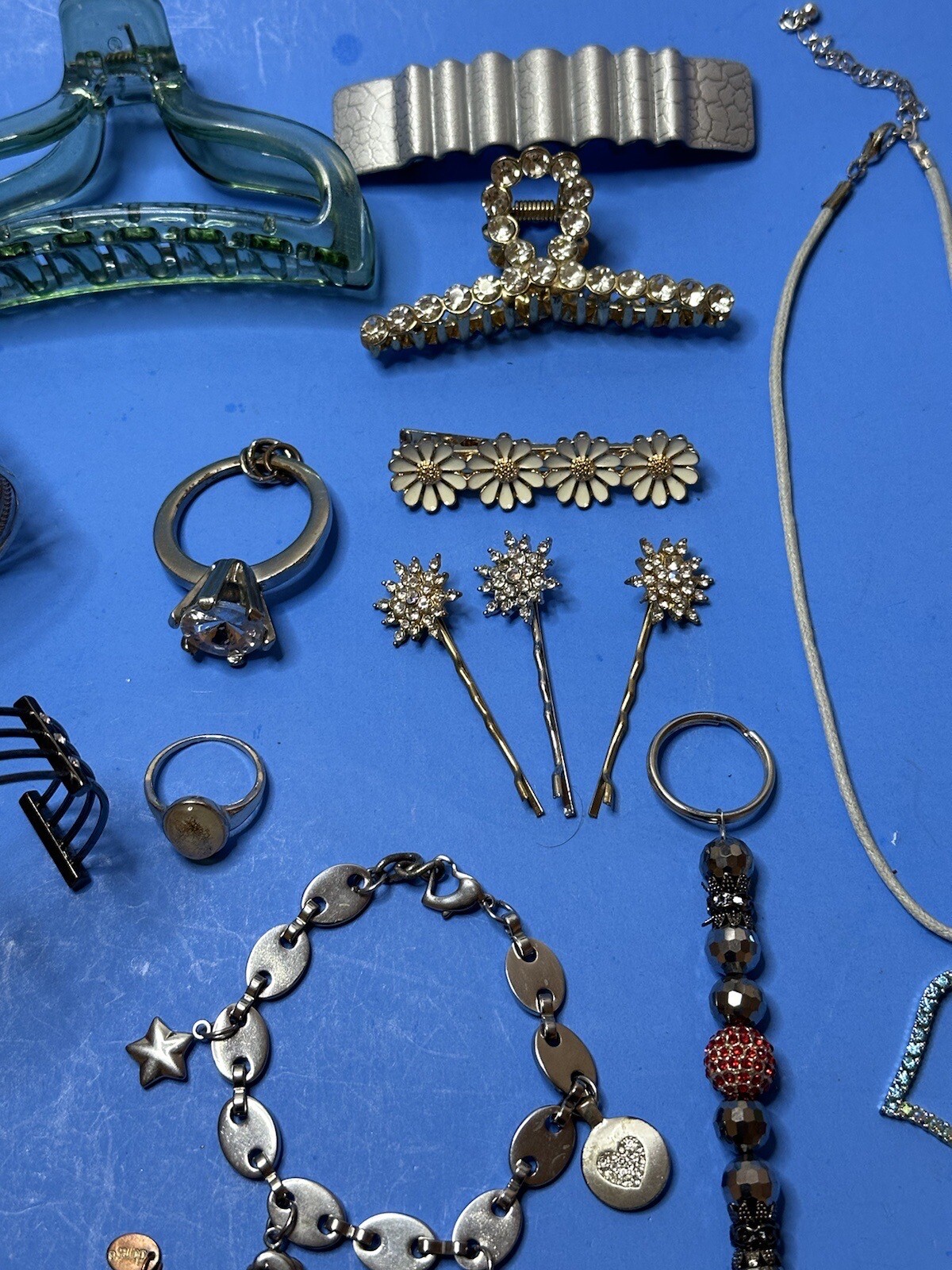 Mixed Jewelry 32-Lot Some Vintage To Modern – Rhinestone Hair Clips None Broken