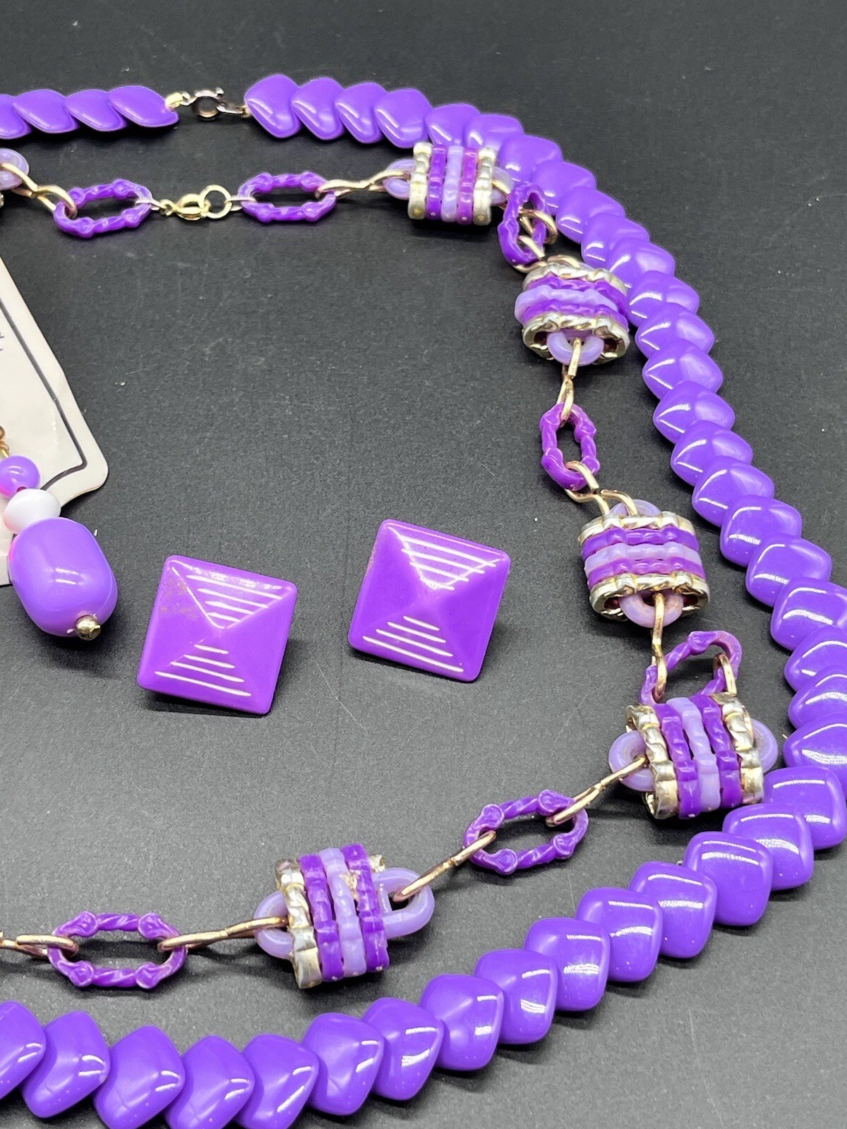 Lot Purple 1980s Jewelry – Necklaces & Earrings (Pierced & Clips)