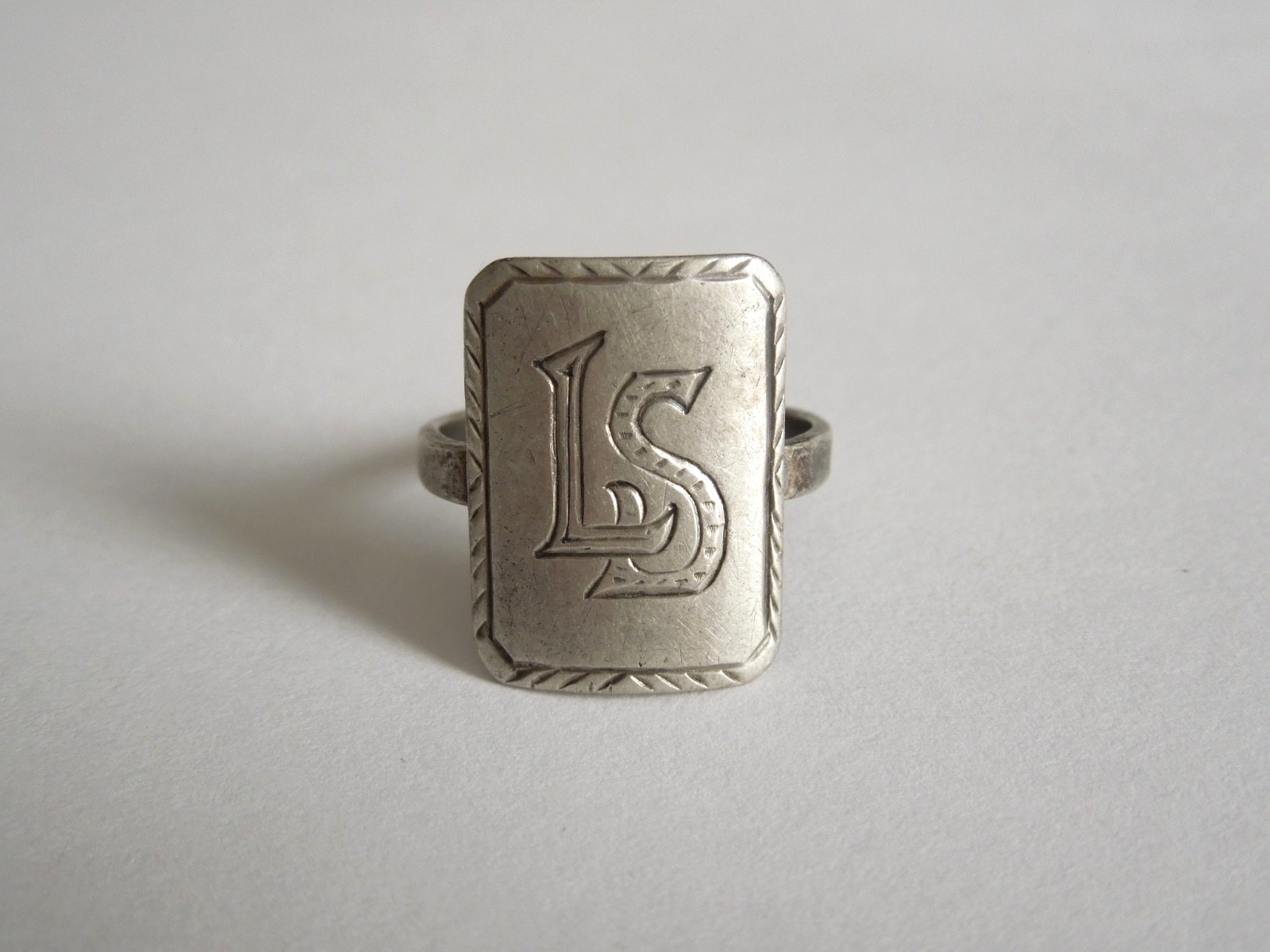 Antique Ring 800 Silver Signet Ring Monogram Initials LS 3.3 G/Size 54