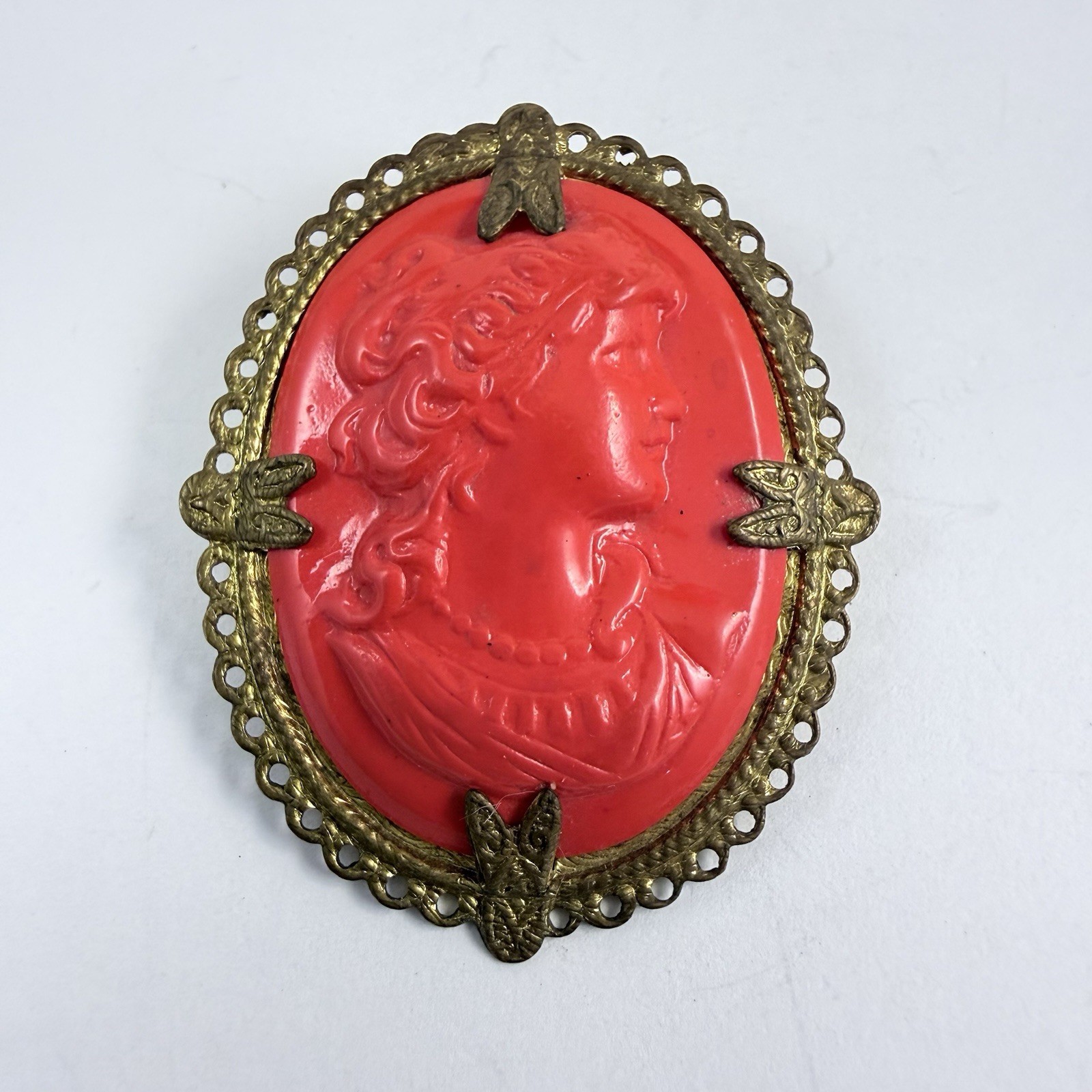Vintage Bright Orange Plastic Celluloid Cameo Gold Tone Oval Brooch Lightweight