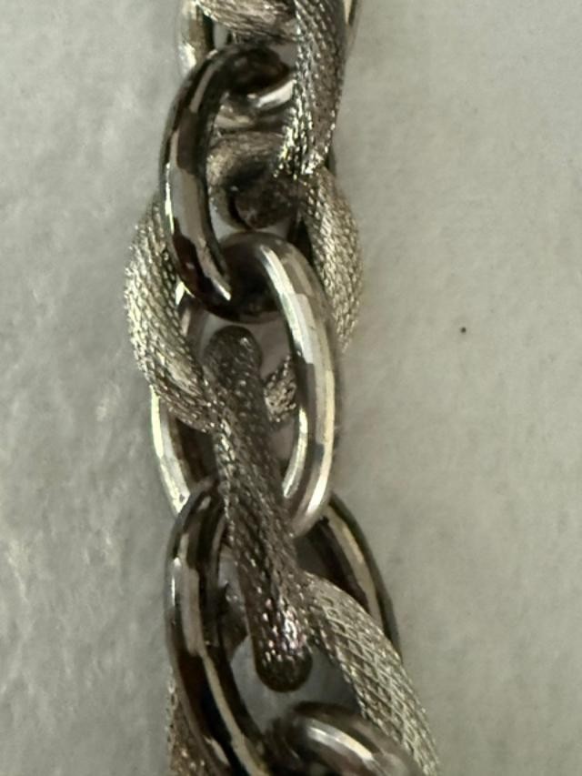 Vintage Silver Tone Chunky Mesh Link Necklace, Alternating Textured Oval Links