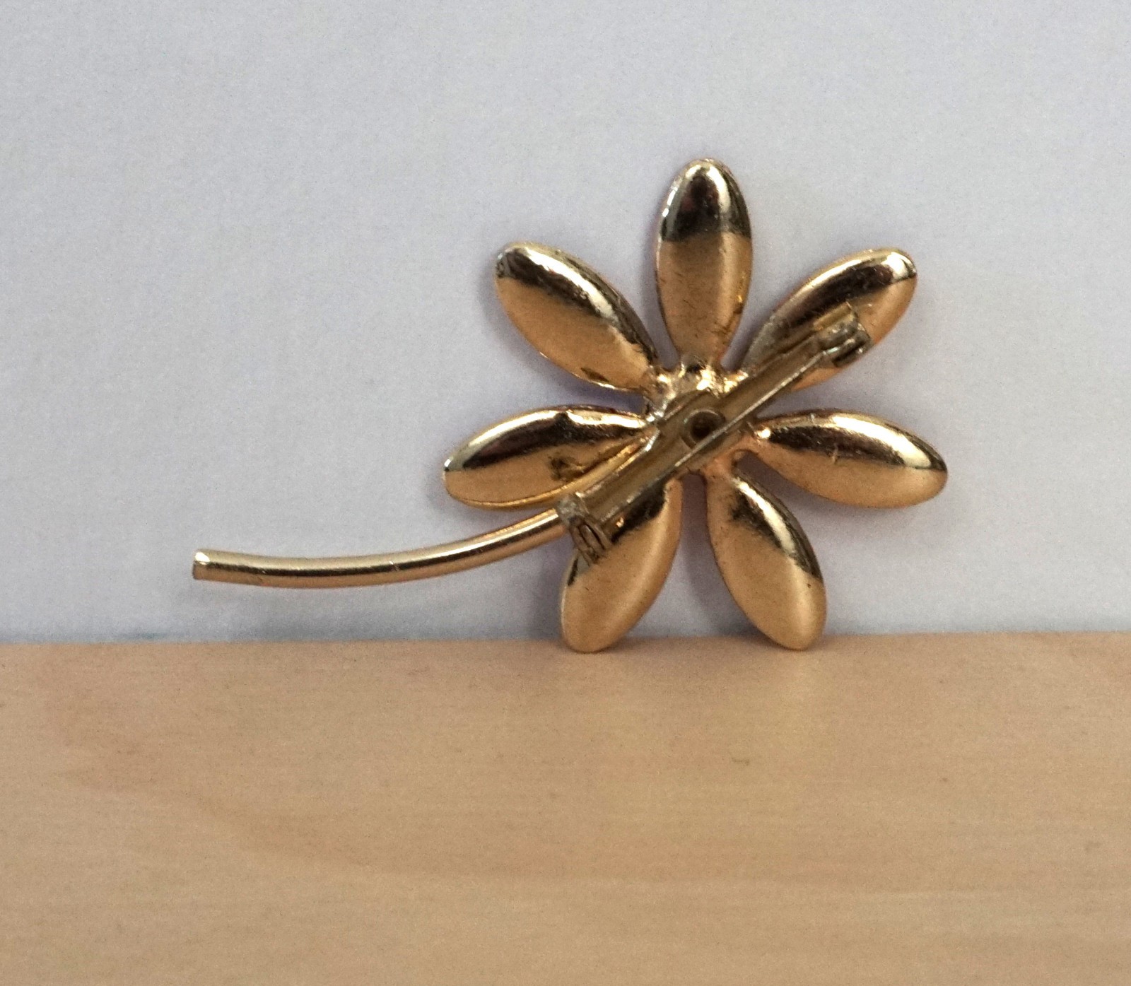 Red Gold White Enamel Metal Flower Petal Brooch 2.25″