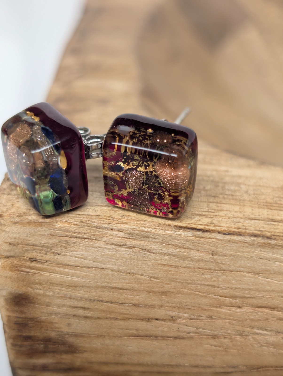Gorgeous Vintage Italy Murano Glass Square Earrings Gold Foil Sparkly
