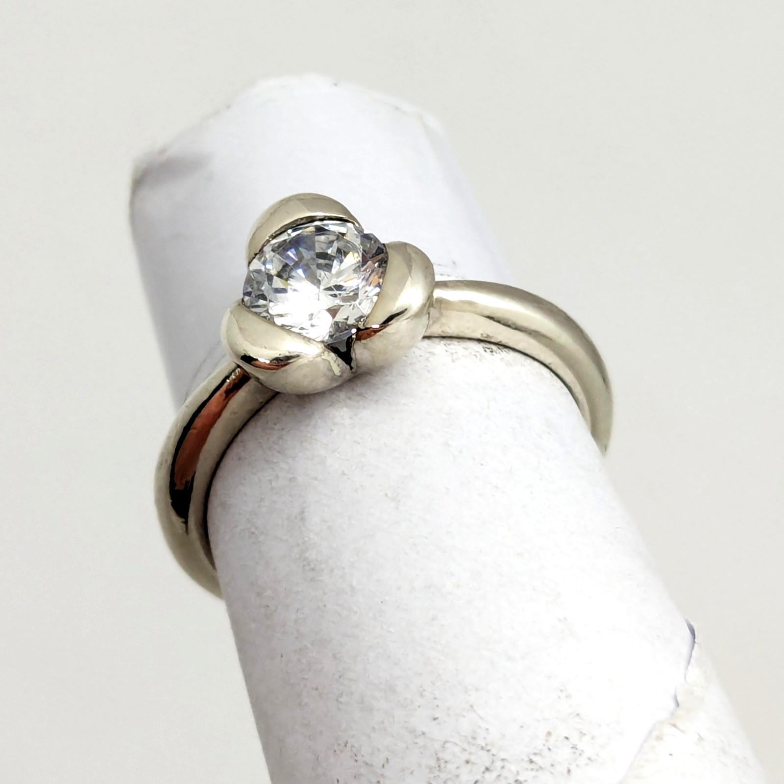 Vintage Elegant RING Silver 925 with Bright Stone -size: 6.5US (16.7mm)| UA #126