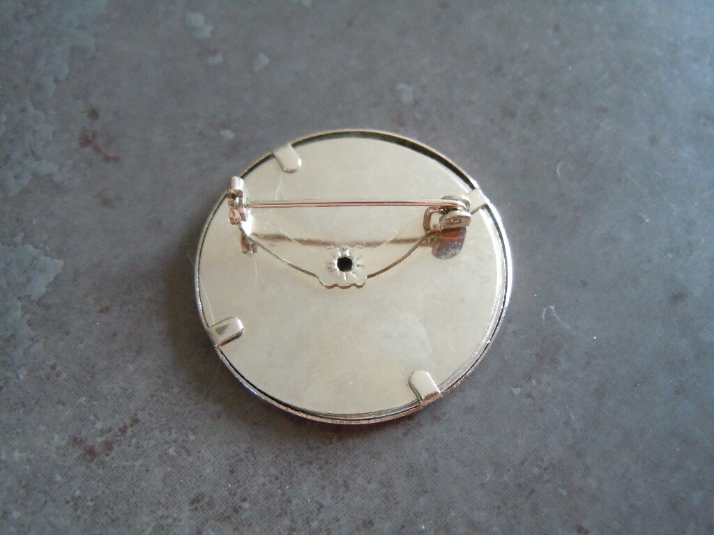 Round Silver Colored Metal Brooch Silk Painting Pansy 7.2 G / Ø 3.6 Cm