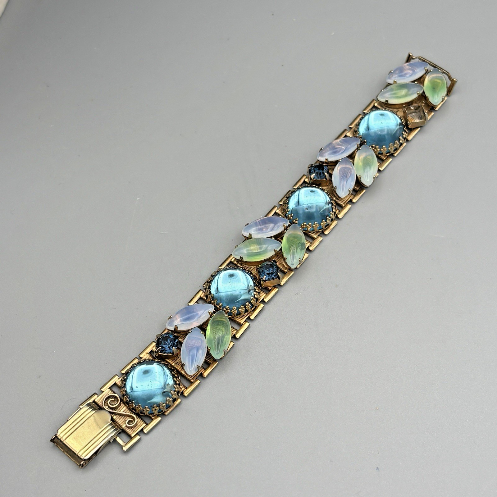 Vintage Bracelet Opaline Navette Glass Cabochon Rhinestone Gold Tone 6.5″ READ