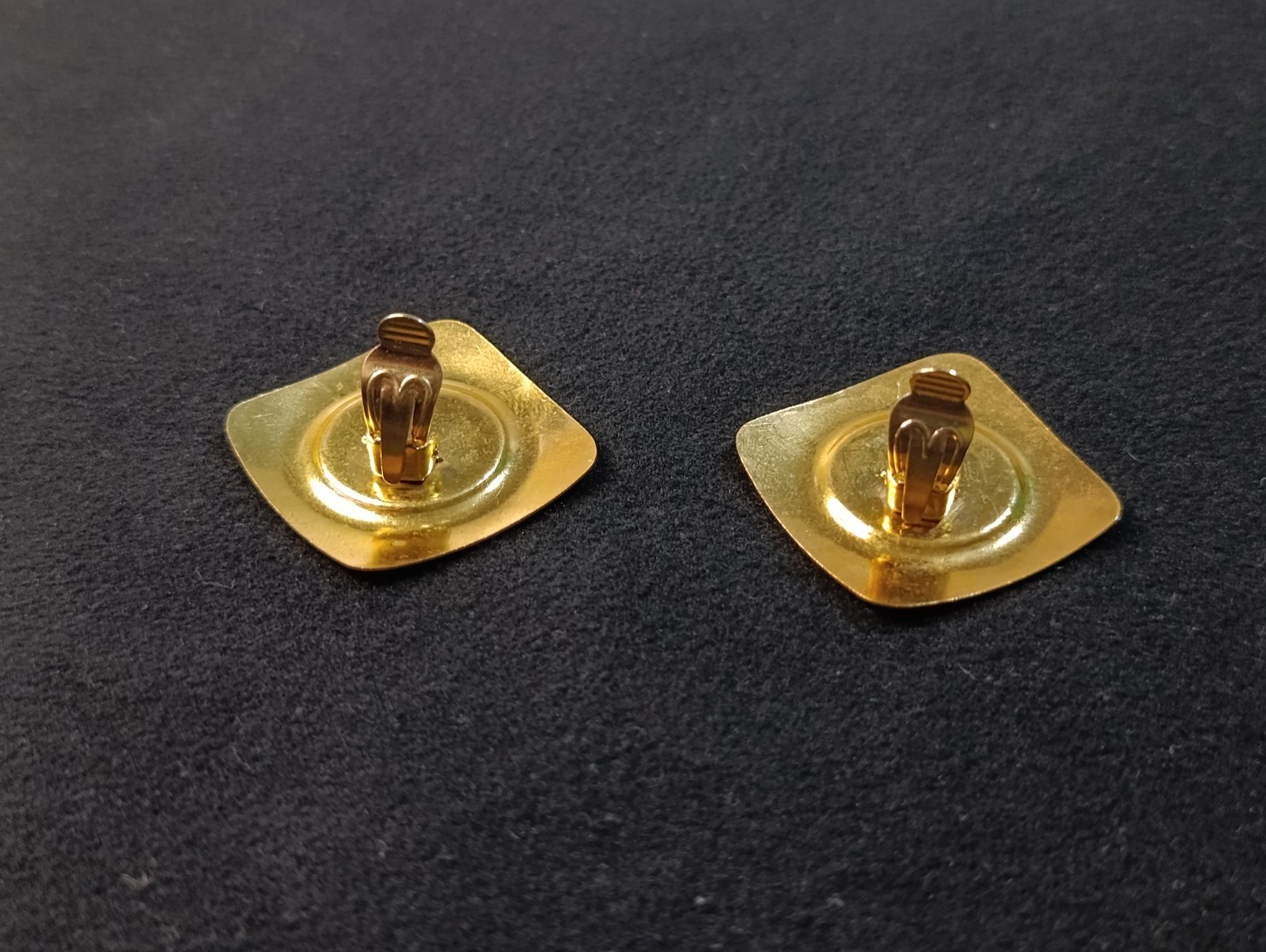 Vintage Gold-Tone Clip-On Earrings Textured Metal Alloy Retro Statement Jewelry