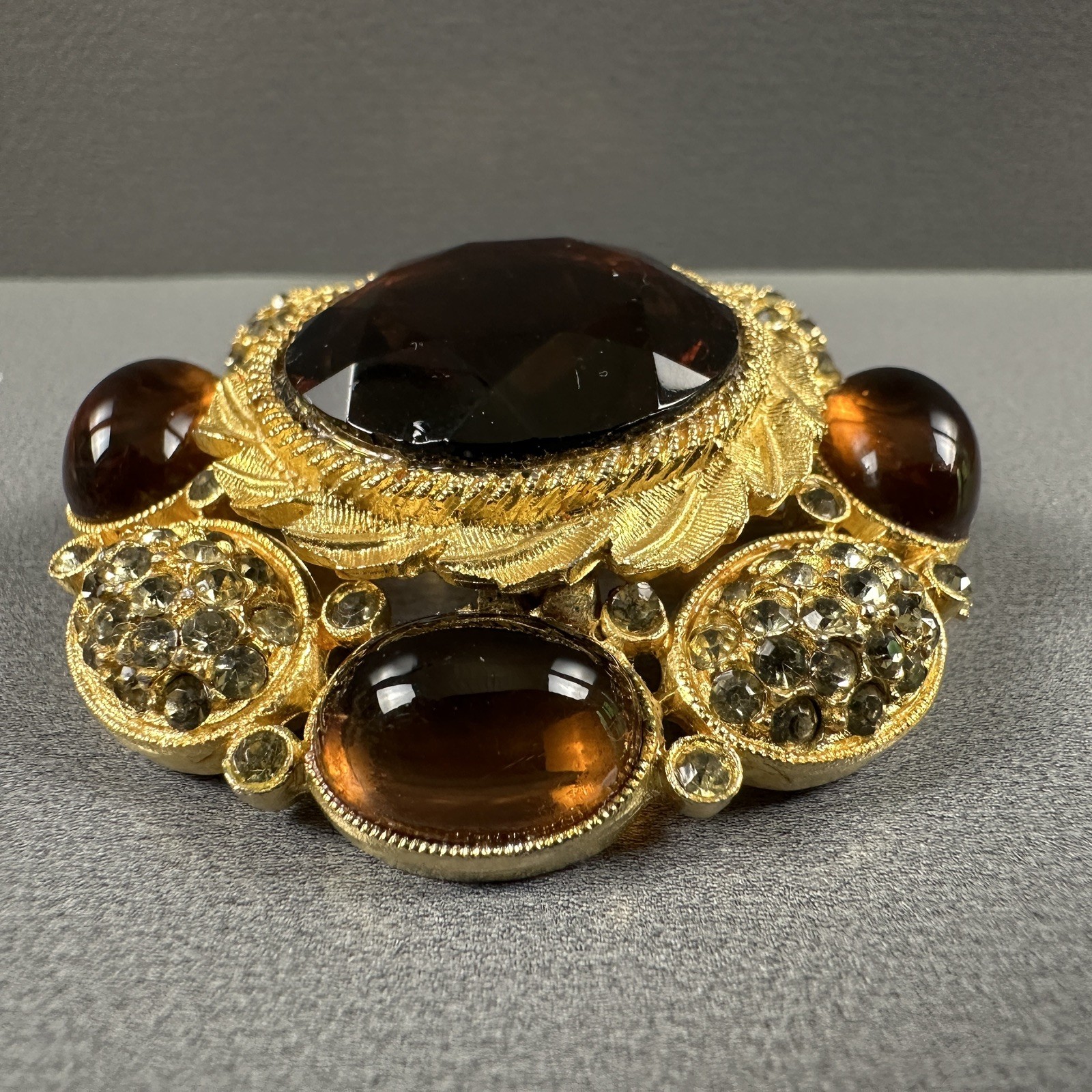 Vintage Brooch Pendant Brown Gold Tone Glass Rhinestone Statement Pin