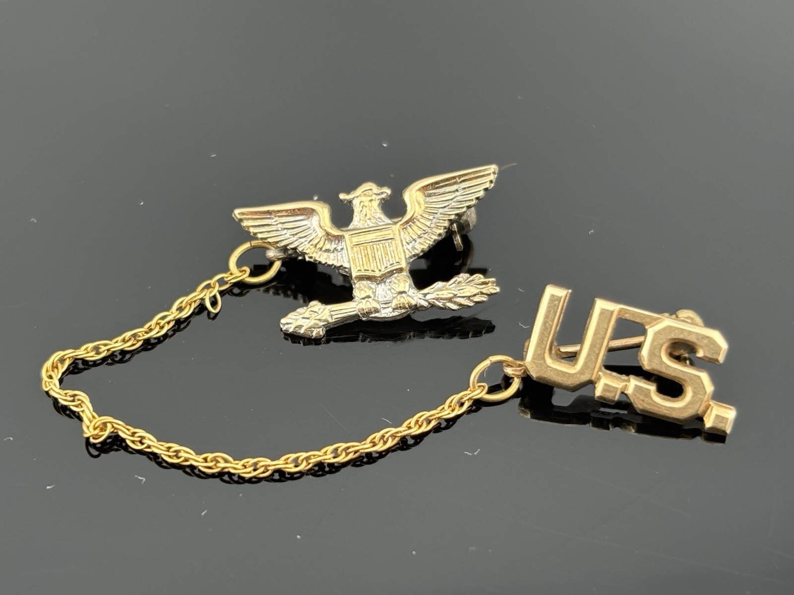 Vintage 10k Yellow Gold US MILITARY PINS Connected w Chain US & Eagle Colonel 2g