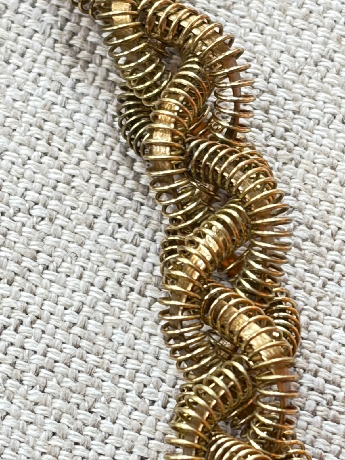 RARE – Vintage 1950’s Twisted Wire Choker Necklace with spring ring 14.5″