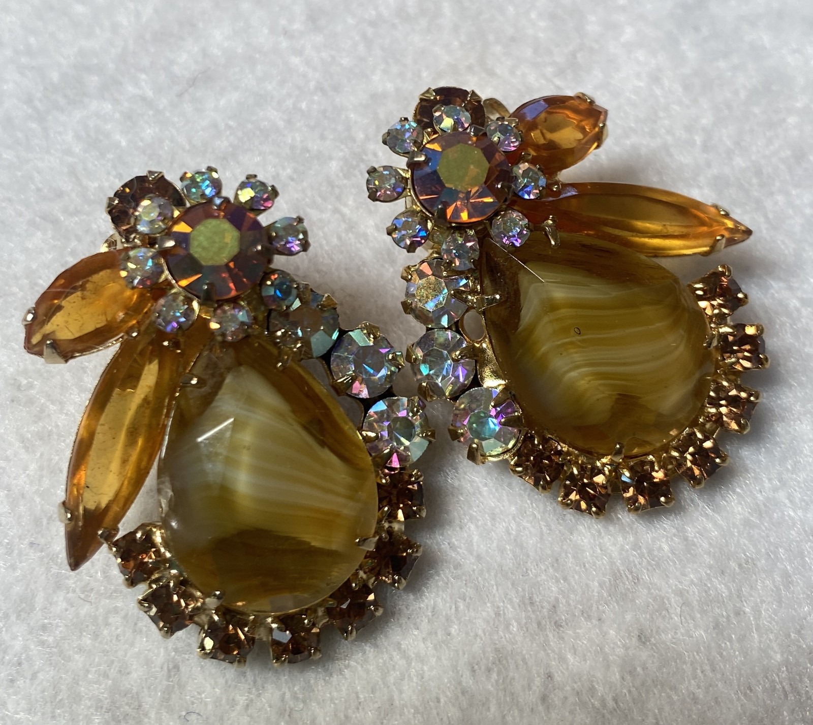 Large Vintage Possible Juliana D&E Brooch & Earrings –Excellent Condition!