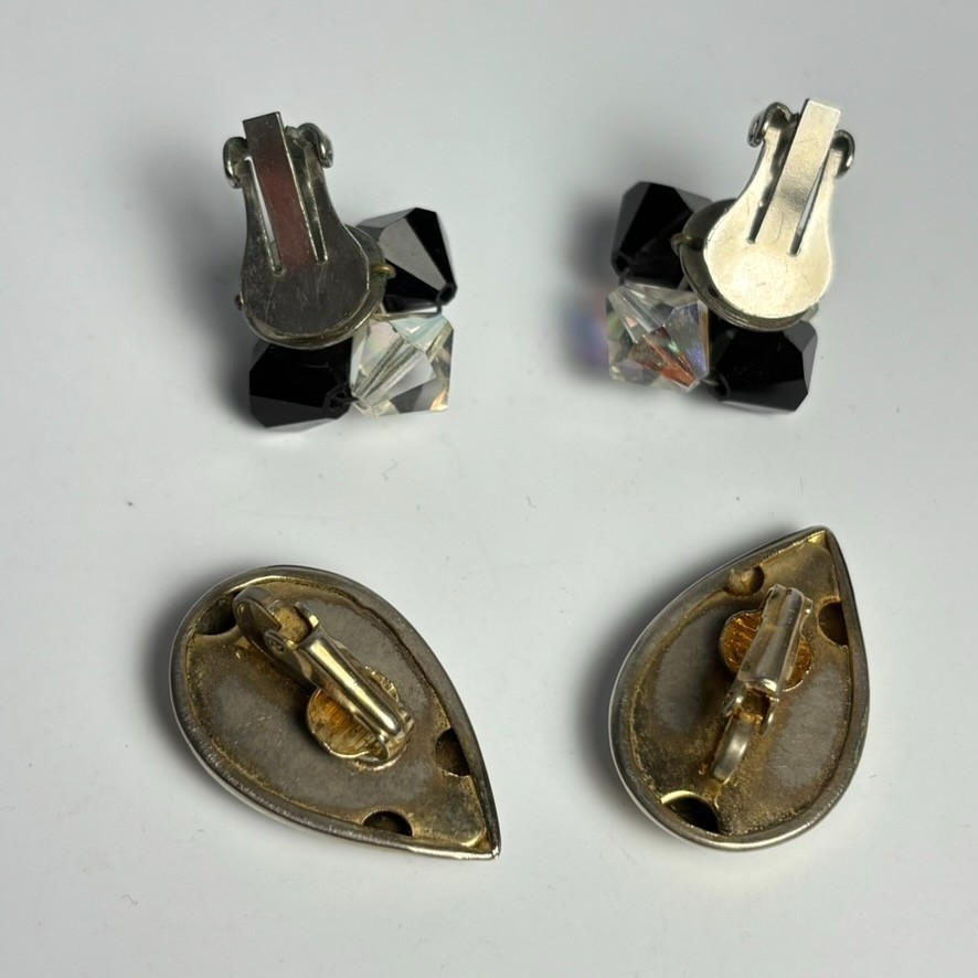 Earrings Vintage Silver Tone Teardrop Black Rhinestone Retro Goth Clip On