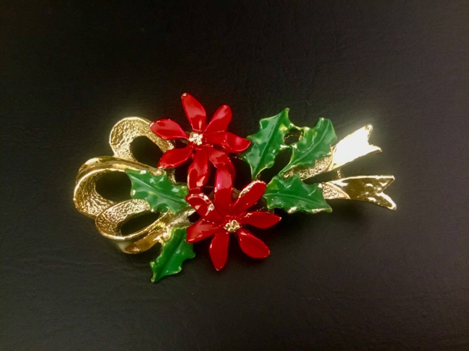 Christmas Pin Lot Signed GERRYS Gold Tone Tree Bells Poinsettia & Bow Vintage