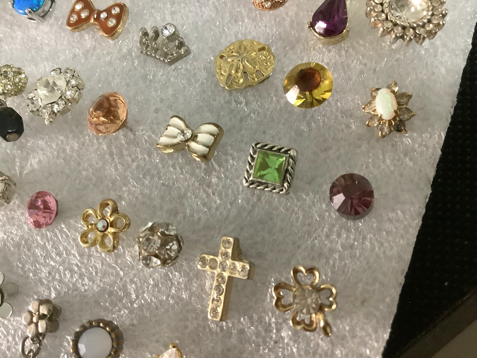 Huge lot of mixed vintage SINGLE stud earrings various unknown stones materials