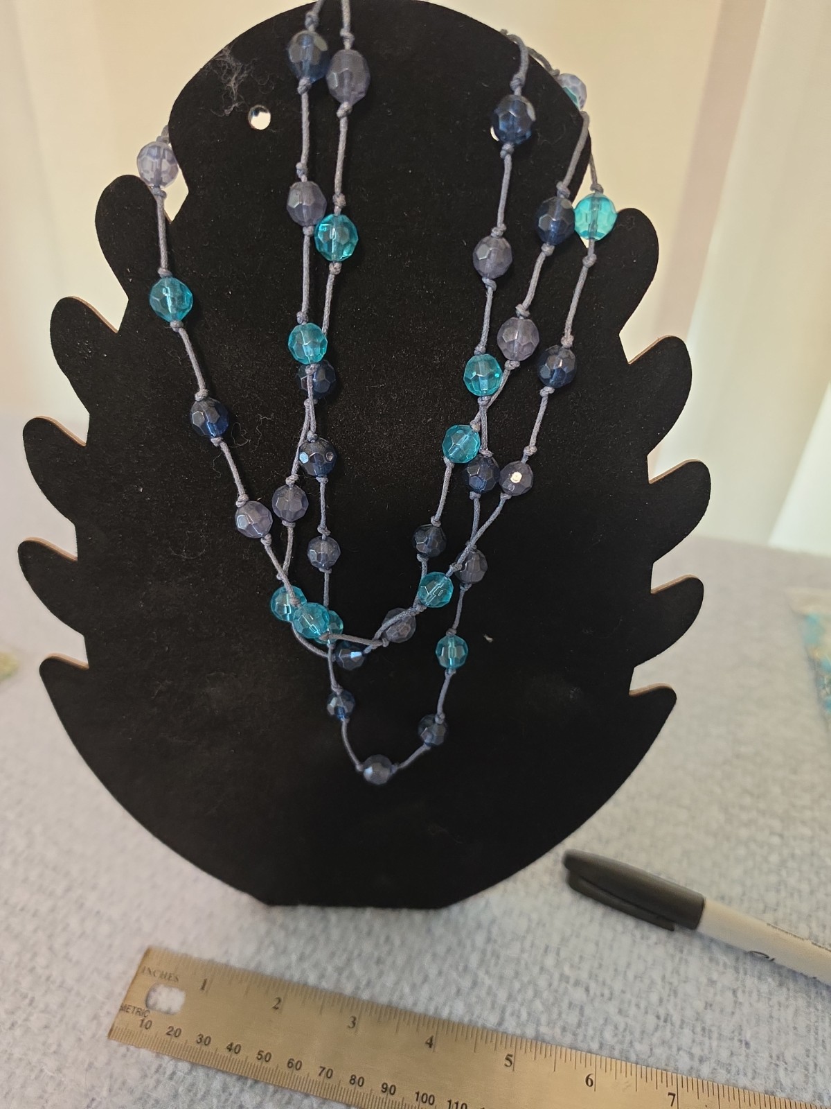 vintage glass bead necklace blue