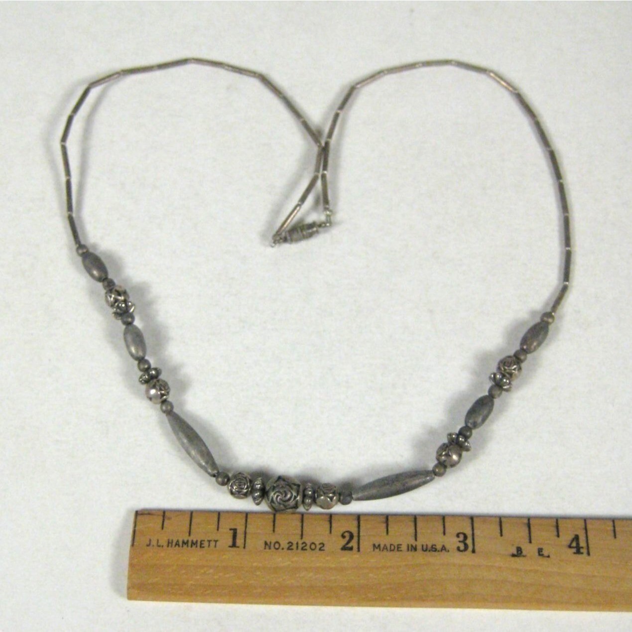 Beaded Floral Rose Necklace 20 In Vintage 1970 1980 Silvertone Strand Jewelry