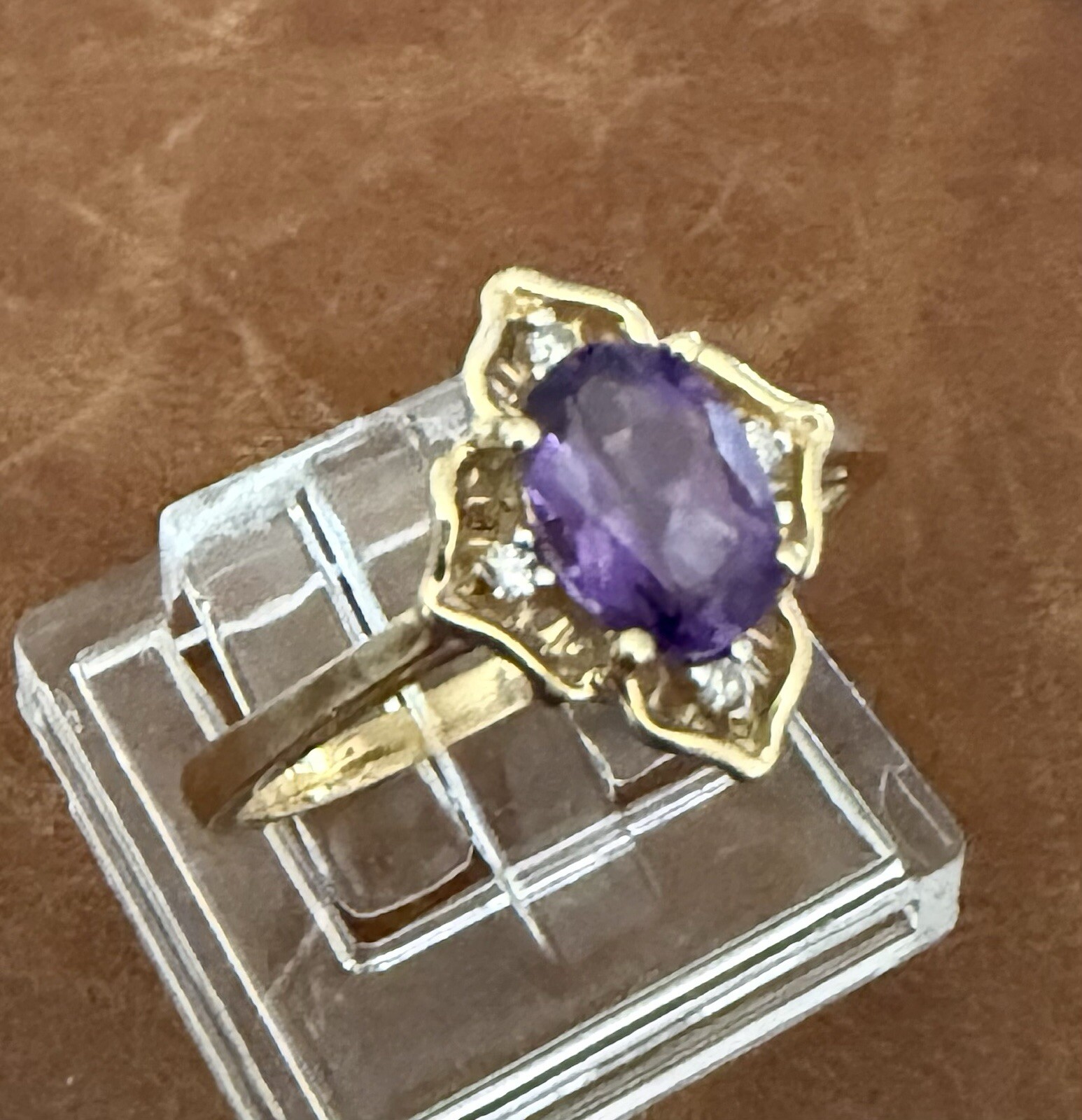 Vintage 14k Yellow Gold Amethyst With Diamond Accents Cocktail Ring Size 7.75