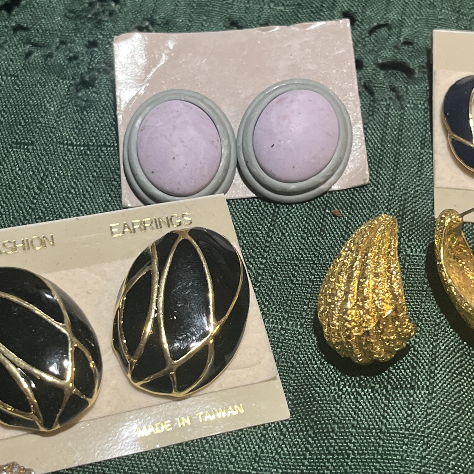 Women’s Vintage earrings Lot Gold Tone Silver Tone Some Name Brands Pierced 18