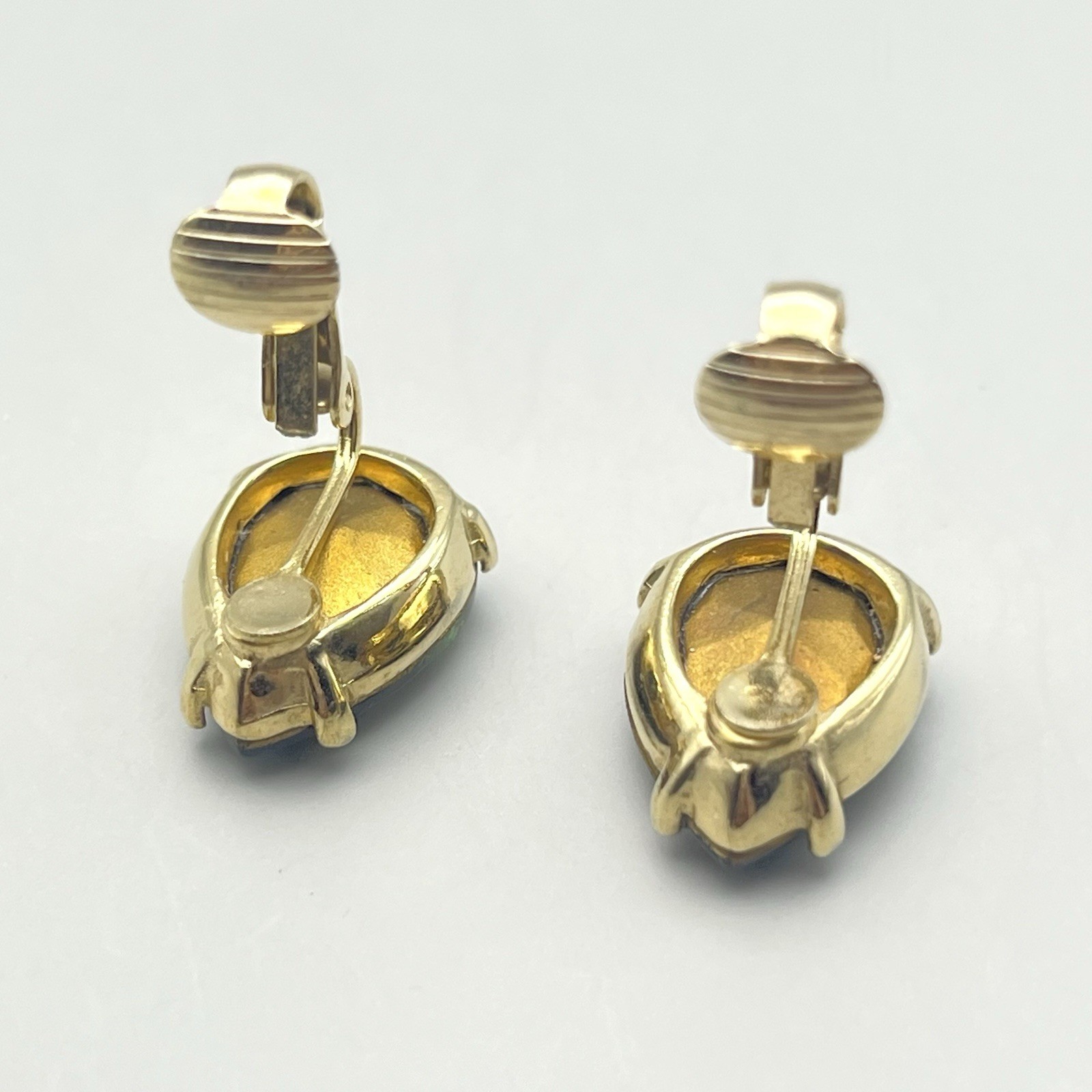 Vintage Green Peridot Statement Rhinestone Teardrop Clip On Earrings Gold Tone