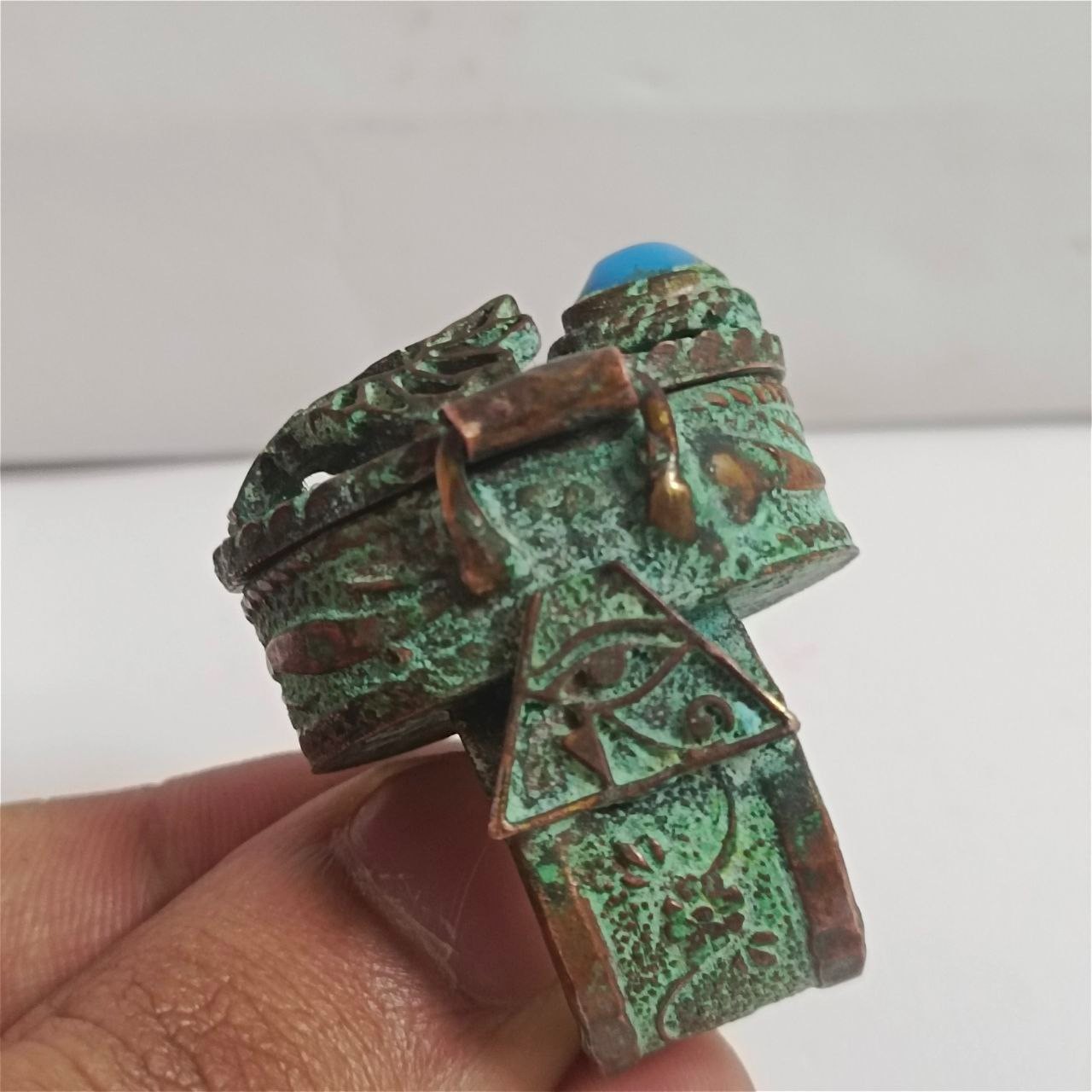 Rare Handmade Egyptian Falcon Copper Ring Turquoise Stone Antique Style Jewelry