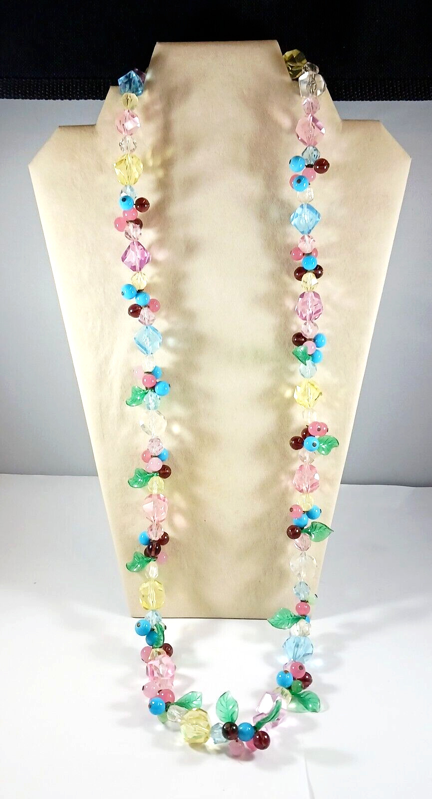 Vintage Pastel Faceted Acrylic Glass Berries Leaves Bead Necklace ~ 35 inches