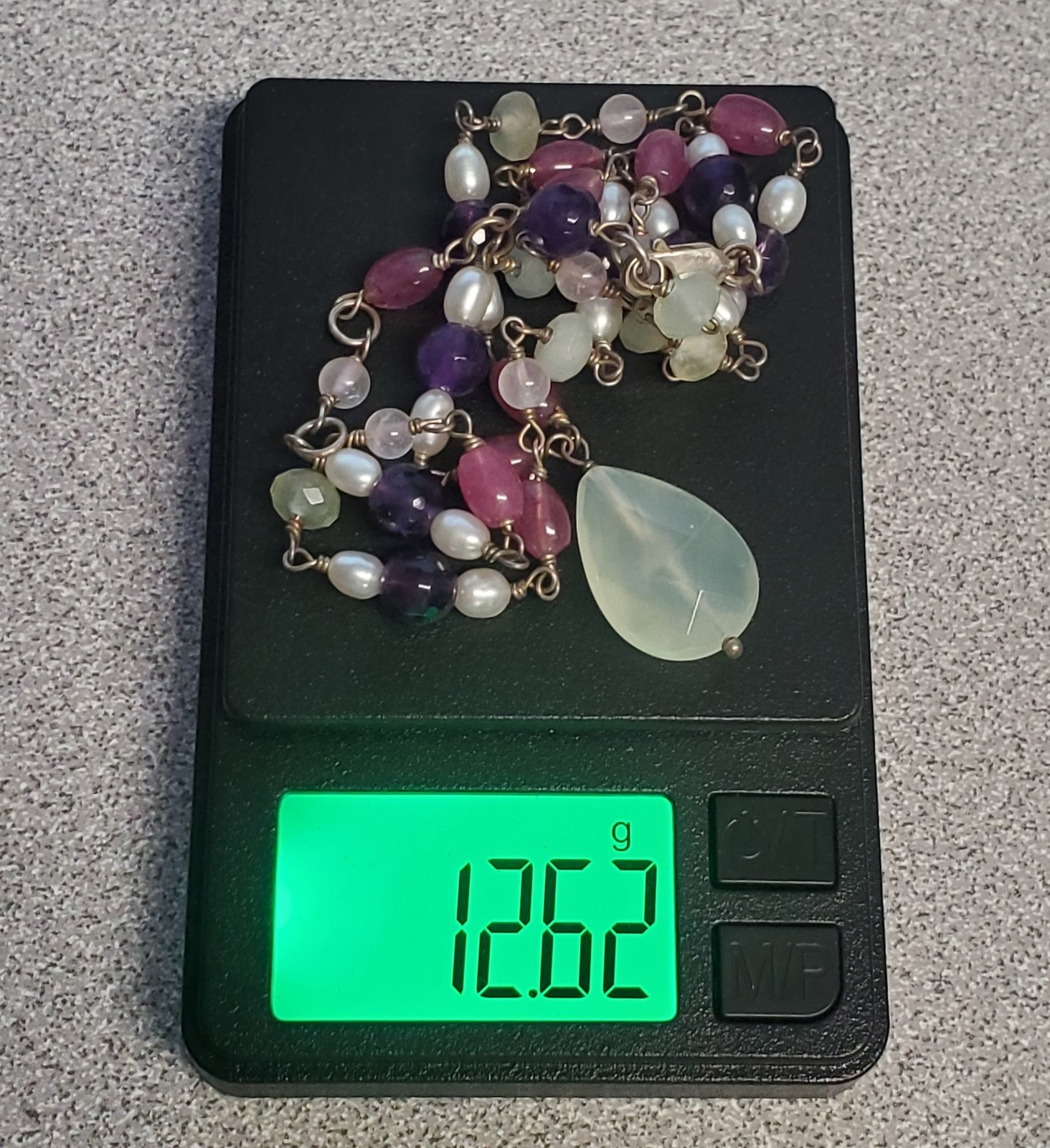 VTG 925 Pearl and Gemstone Jade Teardrop Necklace 18in Sterling Silver 12gtw