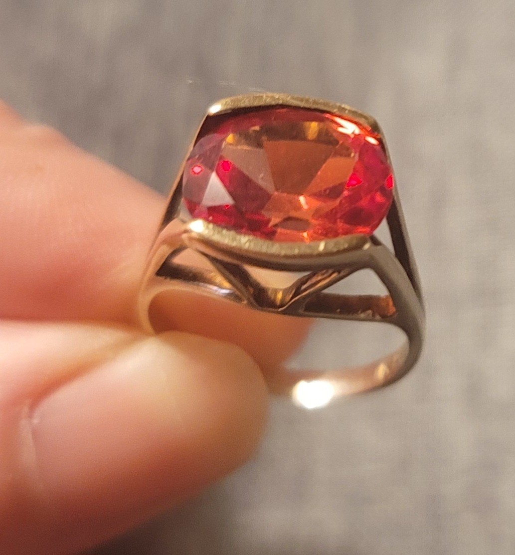 Vintage Mid-Century 14K Vivid Reddish-Orange Sapphire, Approx. 6.00 Carats