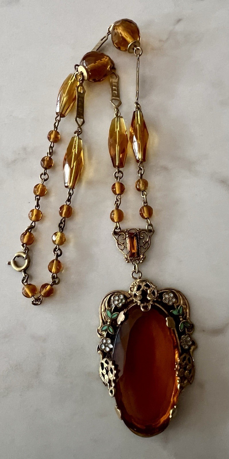 CZECH STUNNING VTG COGNAC COLOR FACETED BRASS FILIGREE ENAMELED PENDANT NECKLACE