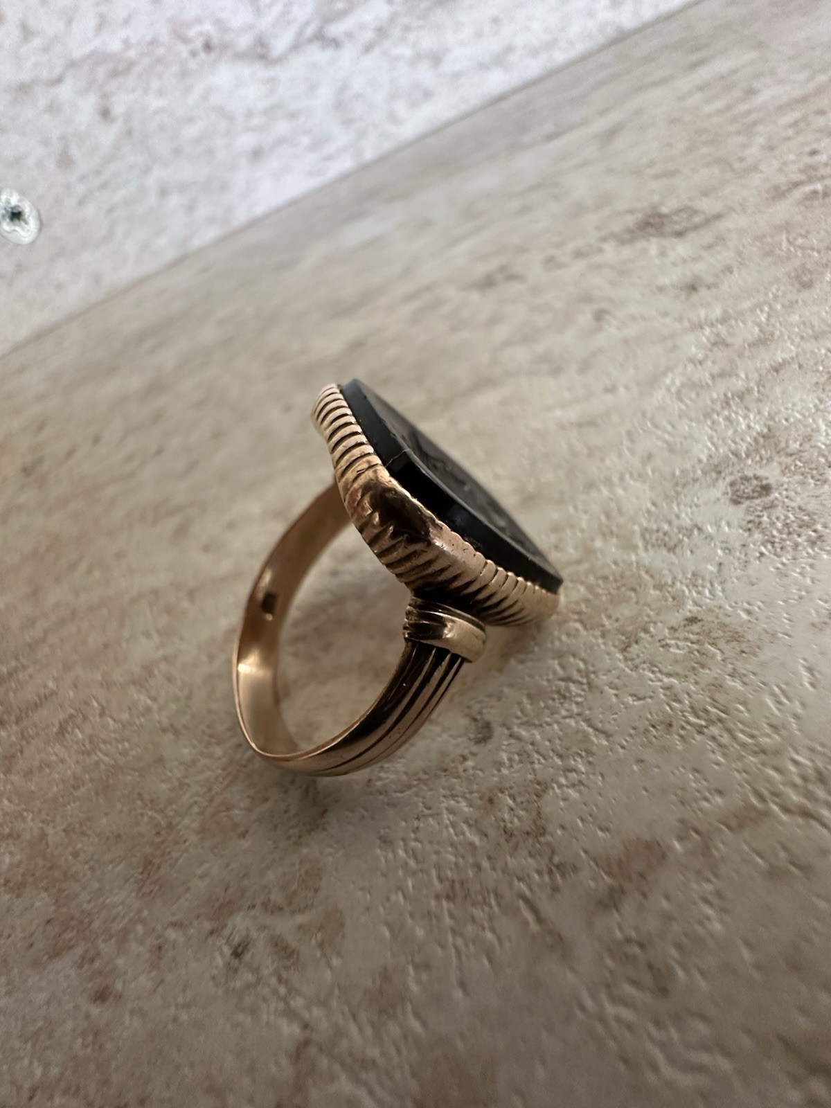 An authentic Victorian Black Onyx ring Intaglio 14k Rose Gold from 1886 size 9.5