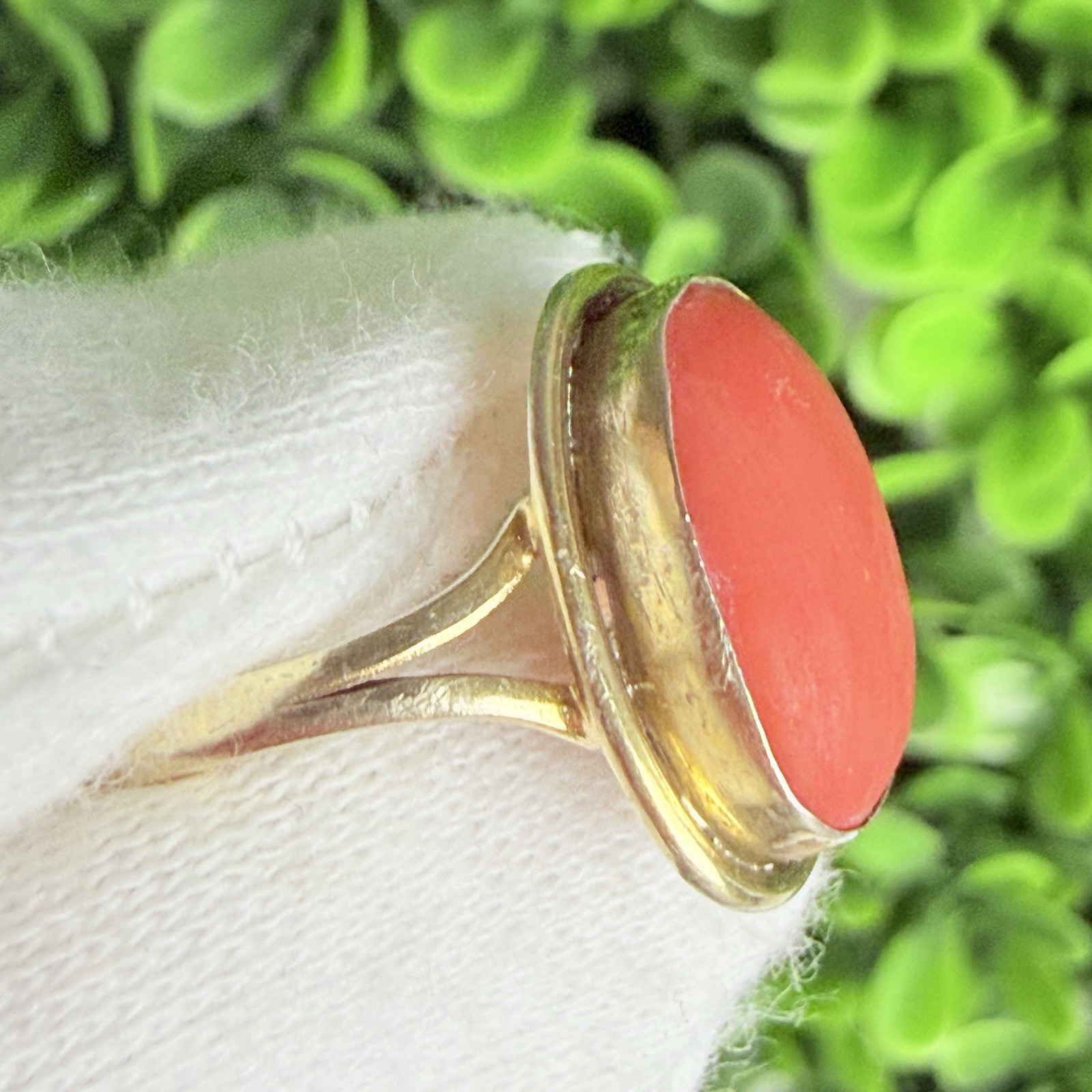 Vintage Antique? Natural Coral Cabochon 800 Silver Gold Tone Ring Size 6.75-7ish