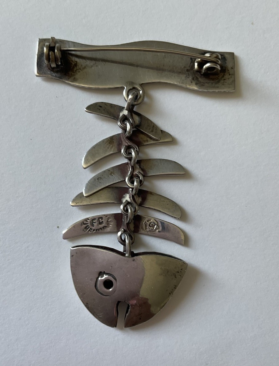 Vintage Mexico Taxco Sterling Silver ArticulatedFish Brooch Pin 6.5 g