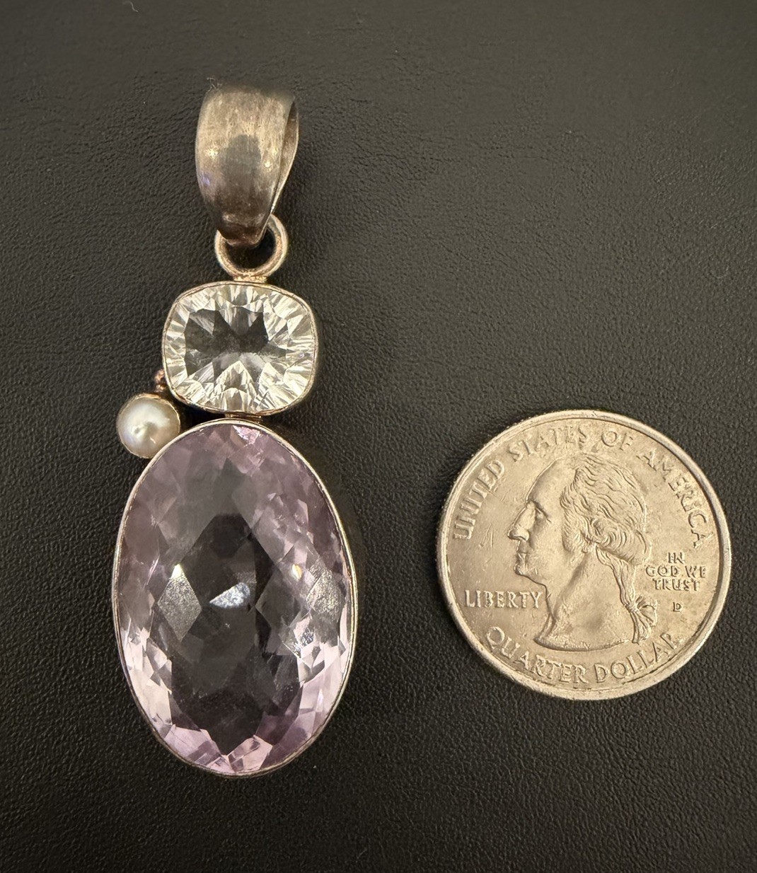 Vintage Artisian 925 Pendant With Light Purple Stone & Pearl Accent