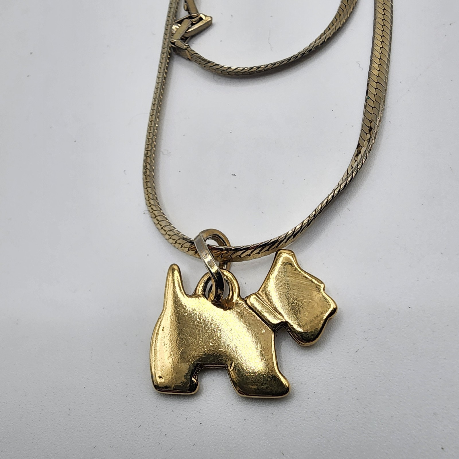 Vintage Gold Tone Snake Chain Style Necklace With Dog Charm Pendant 30″ Long