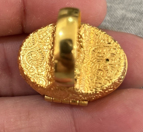 1971 Avon Bird of Paradise Faux Jade Perfume Glacé Locket Adjus Ring 4.5-5.5