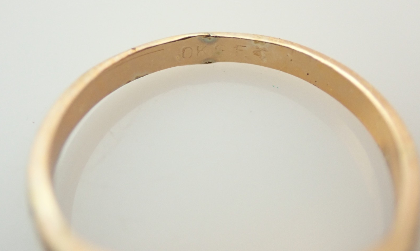 Vintage 10k Gold Filled Signet Initial Letter “M” Pinky Band Ring Sz 5.75