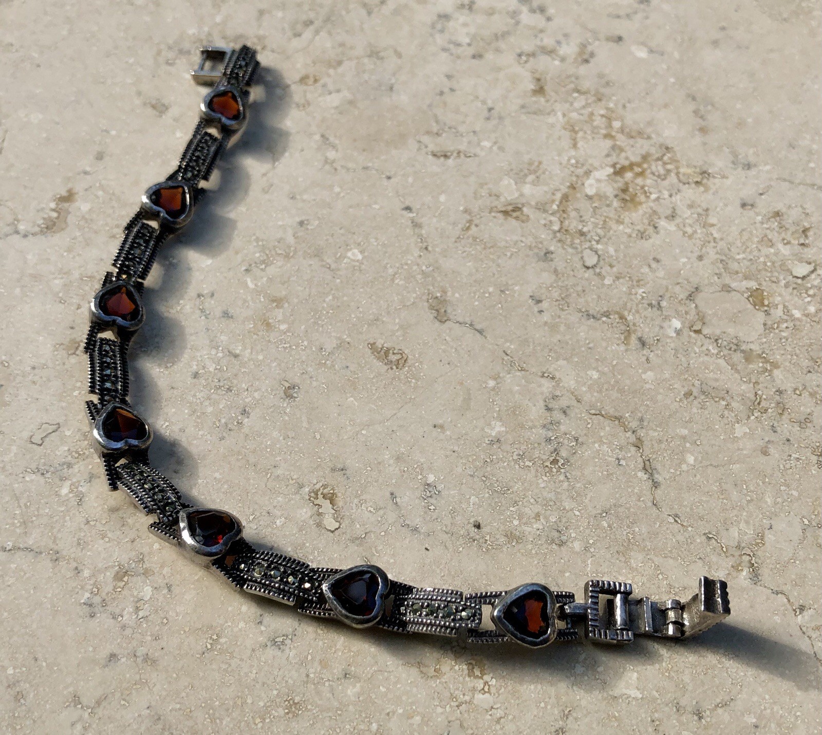 ❤️✨Genuine VINTAGE STERLING SILVER MARCASITE GARNET HEART ESTATE Tennis Bracelet