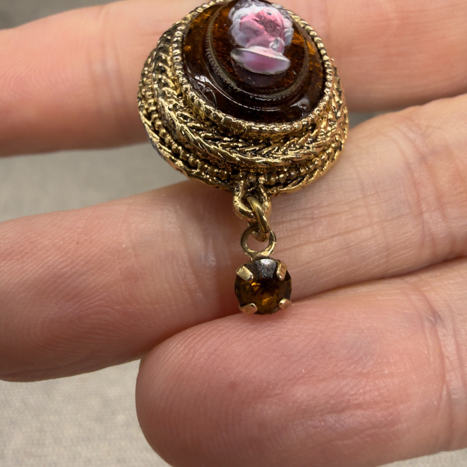 Vintage Necklace Translucent Lavender Glass Set on Brown Glass Gold Tone
