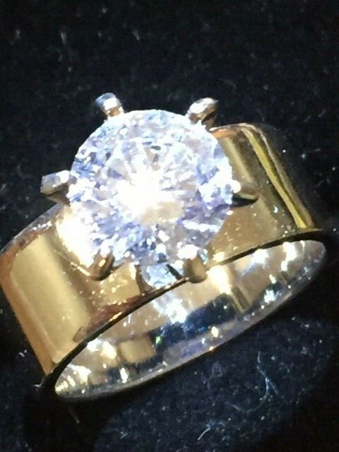 Ladies .925 Sterling Silver & CZ Crystal sz 6 Solitaire Vintage