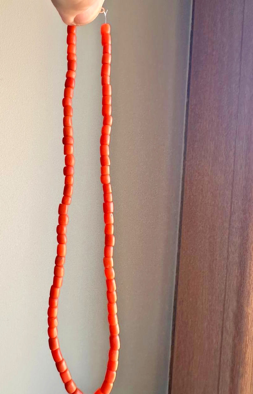 Vintage Natural Red Coral Beads – Triple Strand 11-12 g-188