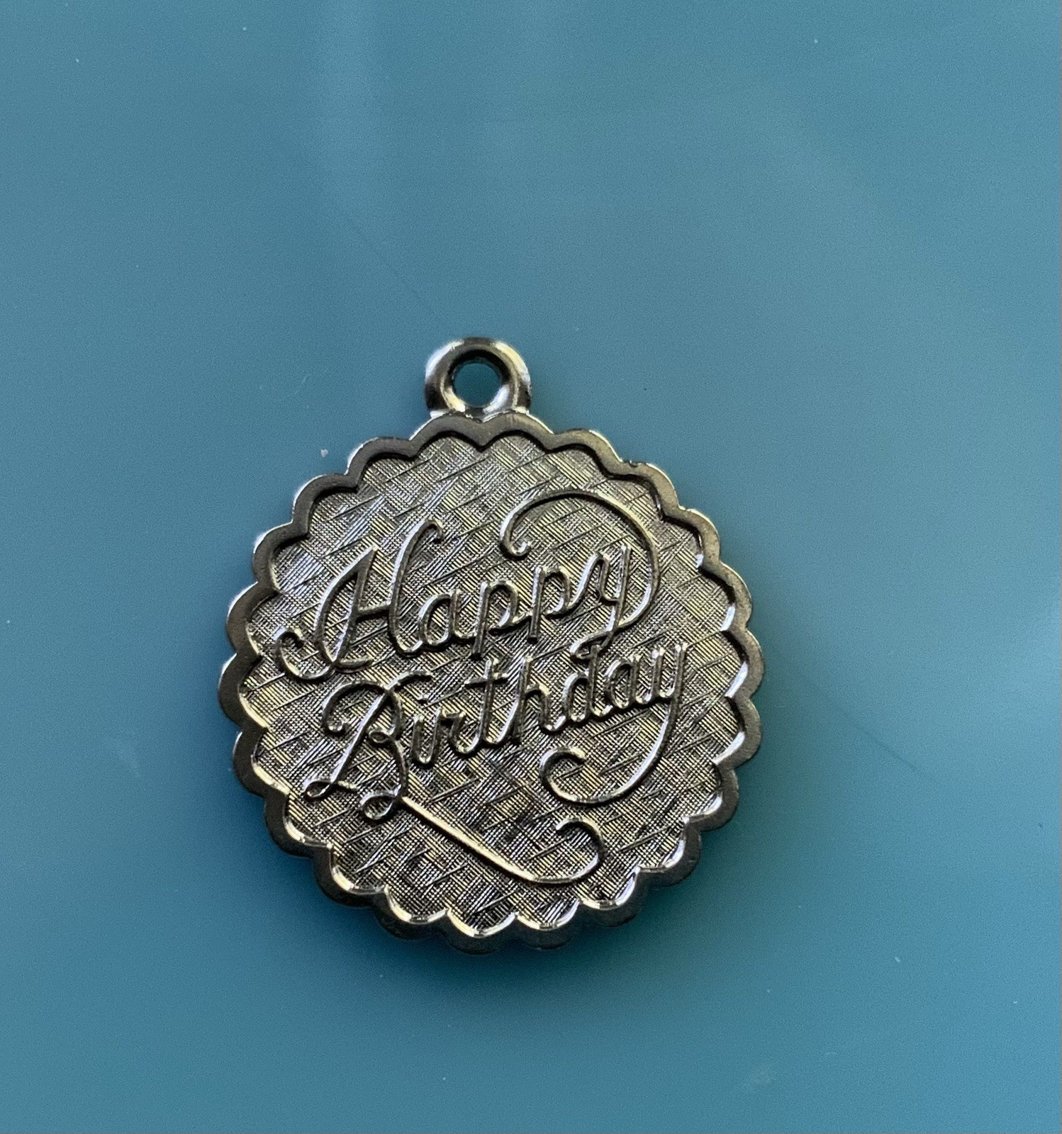 925 Sterling Silver Vintage “Happy Birthday” Round Ruffled Charm Pendant 3.6g
