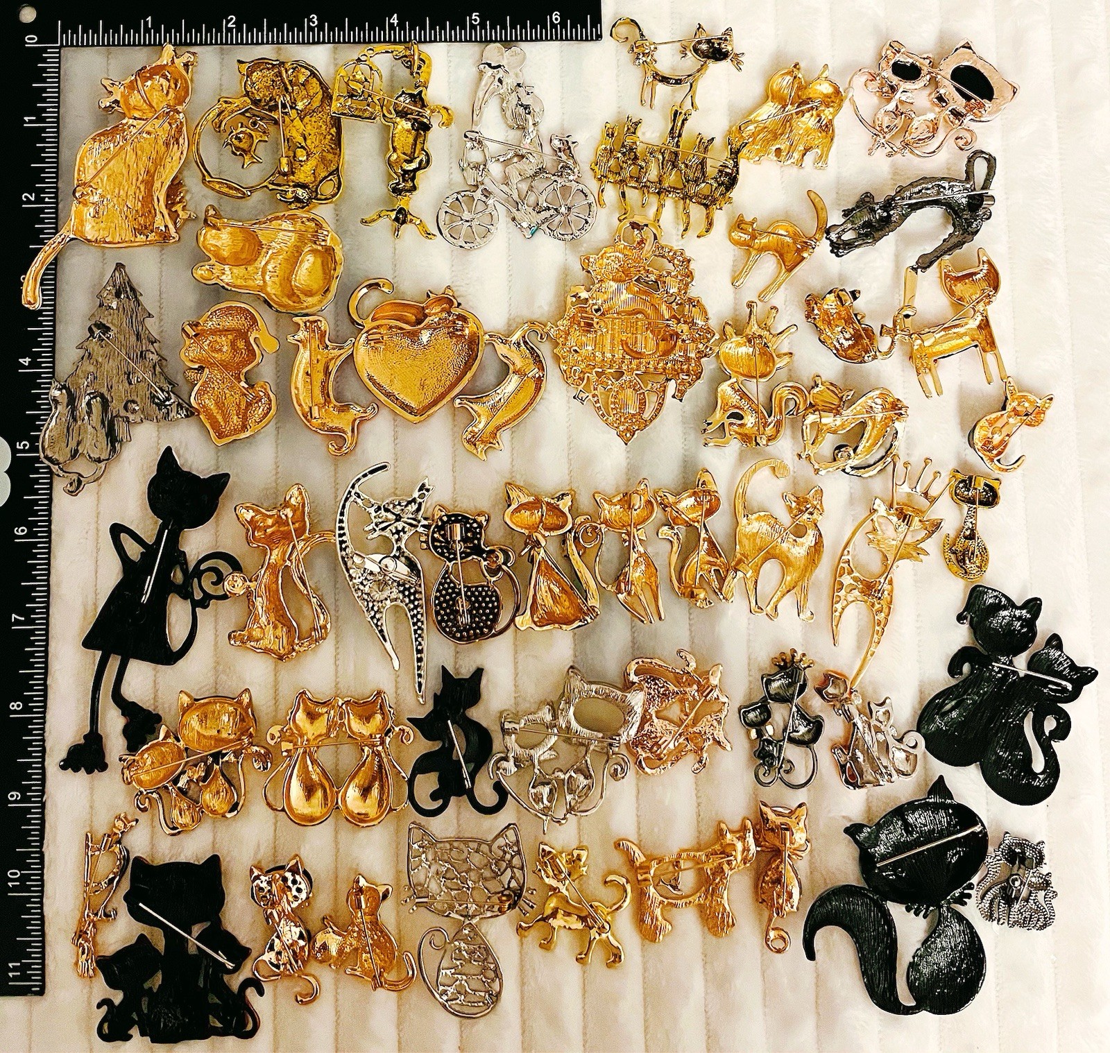 50pc Cat Brooch Lot Rhinestone Enamel Kitten Pearl Pin Costume