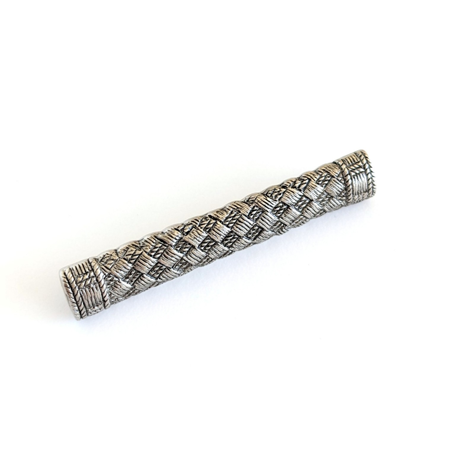 Vintage 1984 Ginnie Johansen Silver Tone Textured Basket Weave Bar 2″ Brooch Pin