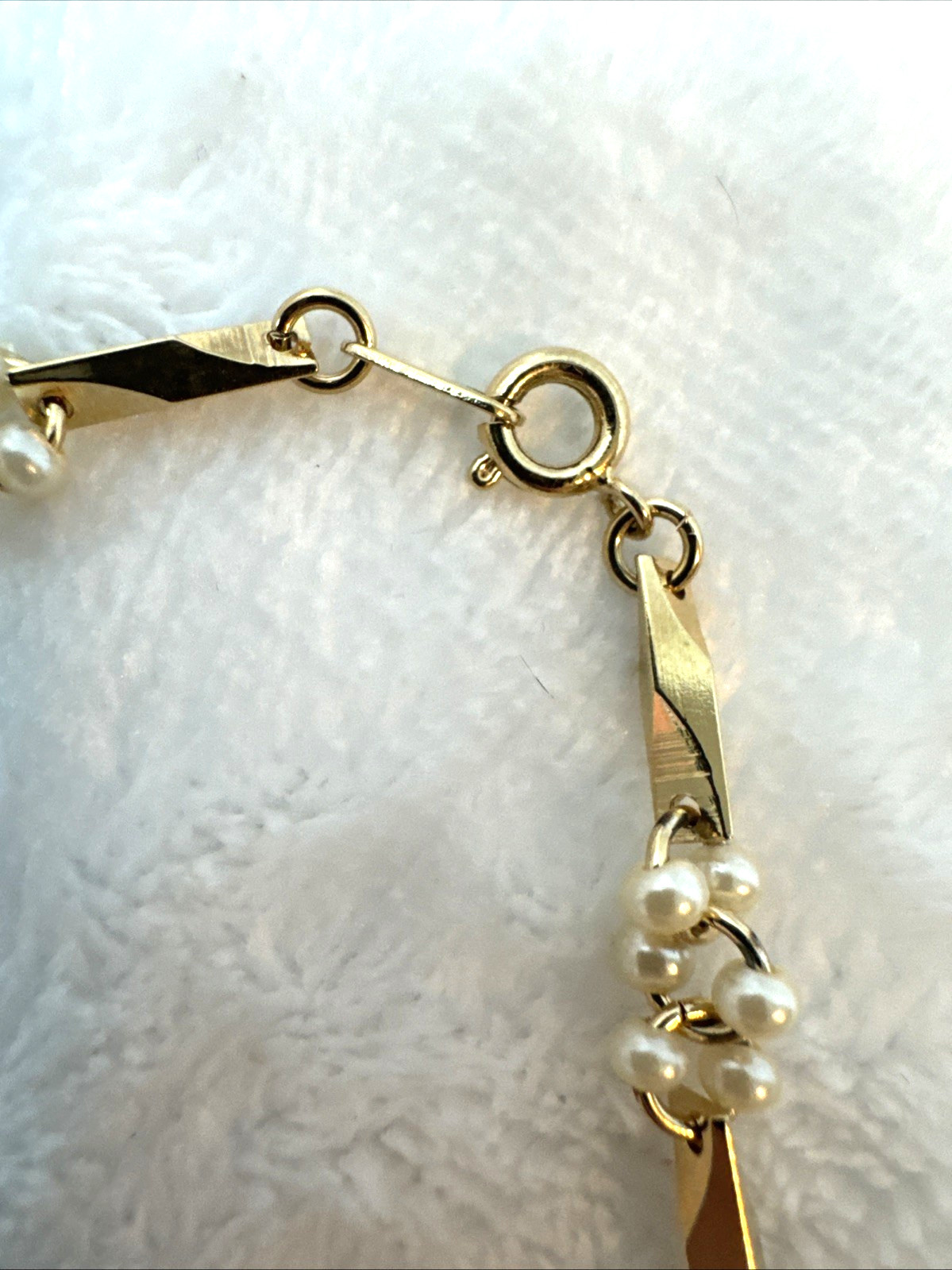 STUNNING!! unique wire bar link chain Vintage Necklace Modernist Gold coquette