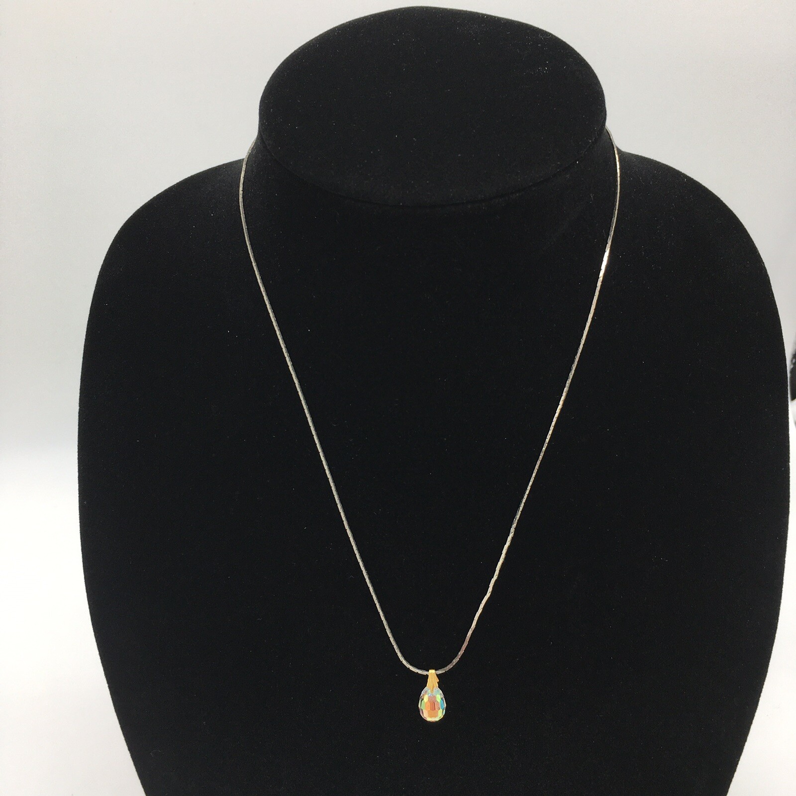 18” Silver Tone Chain Teardrop Faceted Prism GlassCrystal Bead Pendant Necklace