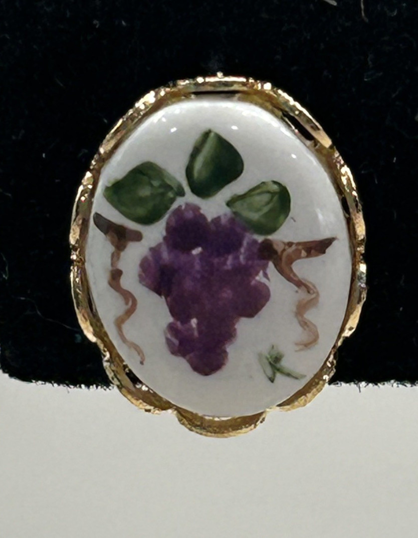 Vintage Purple Grapes Pierced Earrings Hand Painted Enamel Oval Goldtone Dainty